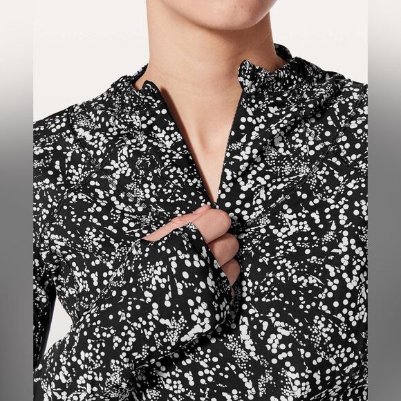 Lululemon Water Bound Hoodie Sz 8 - Picture 3 of 11